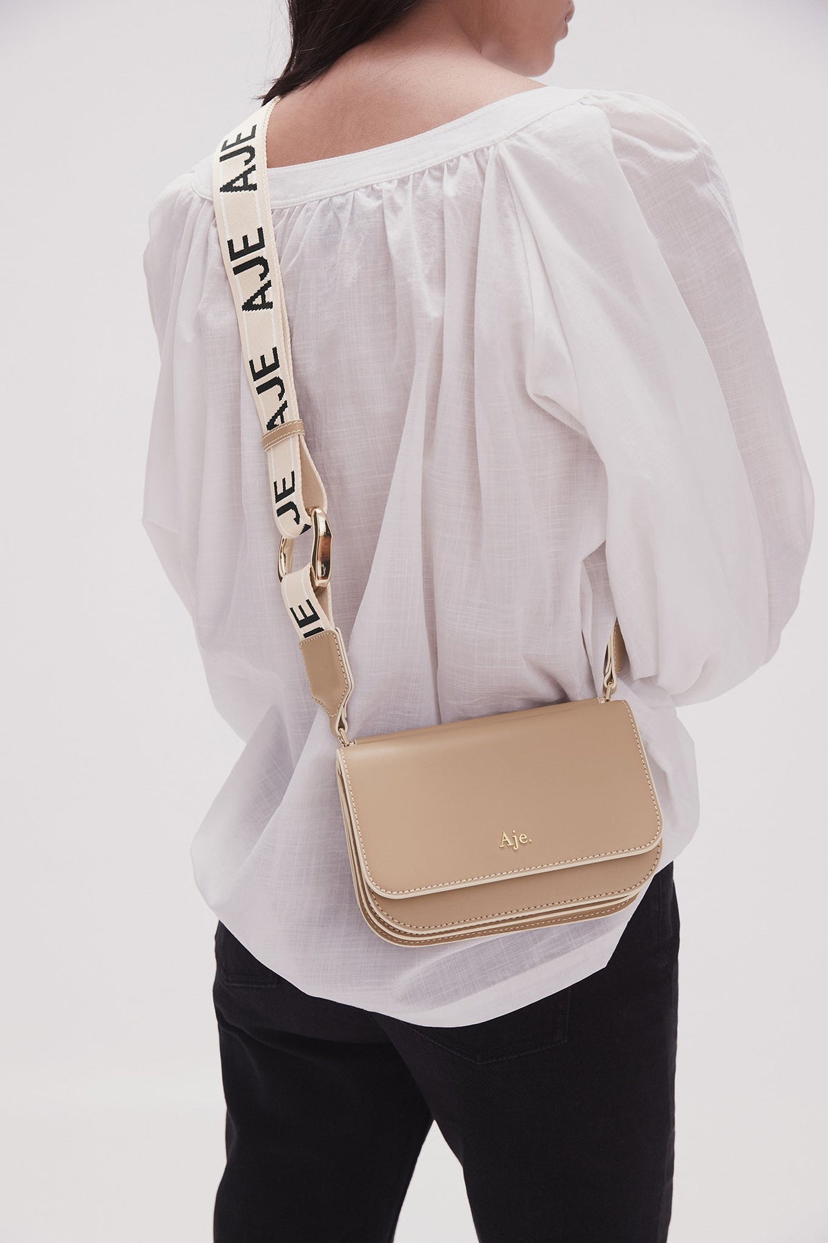 Women Nova Crossbody Bag | Aje