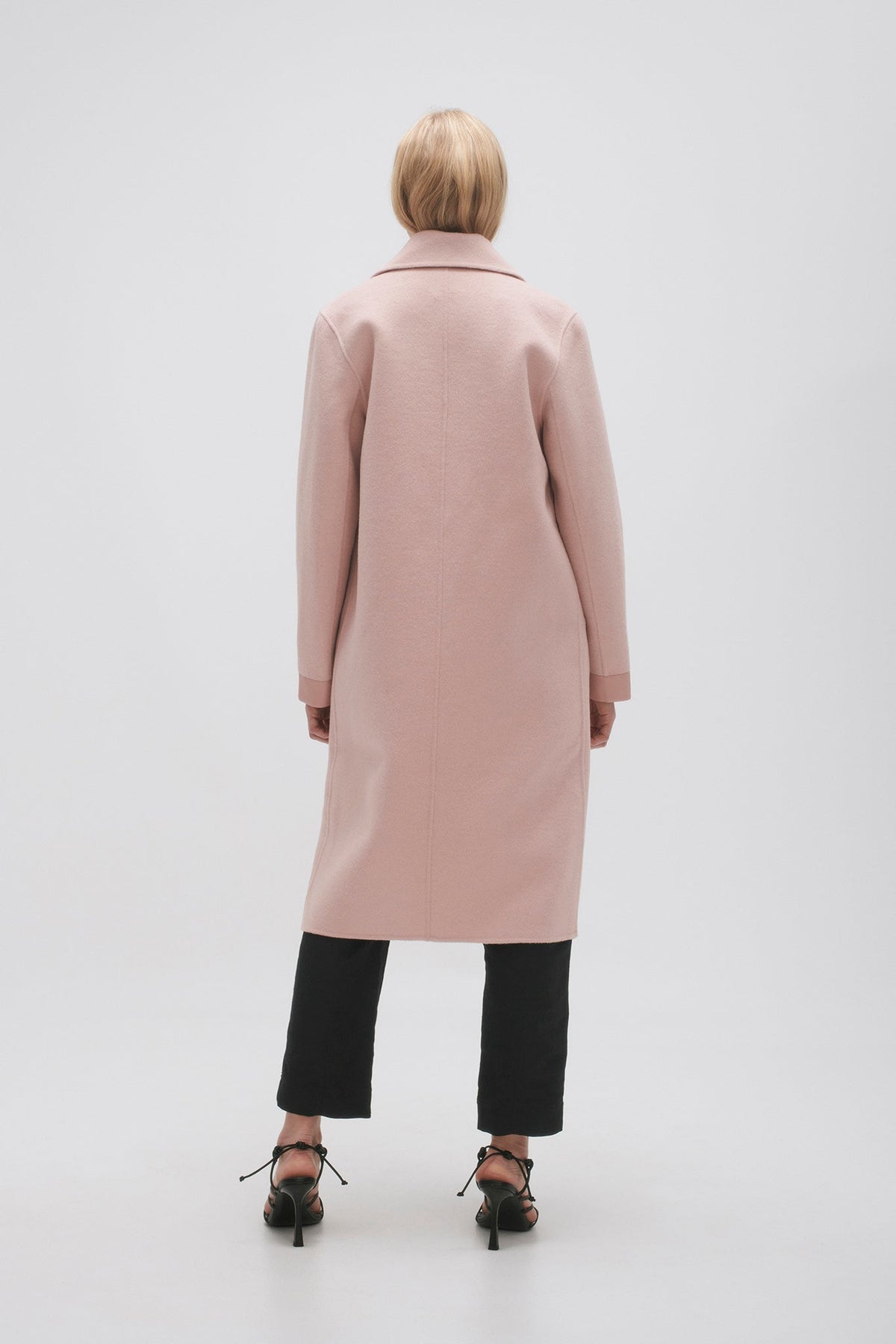 Women Kingston Coat | Aje