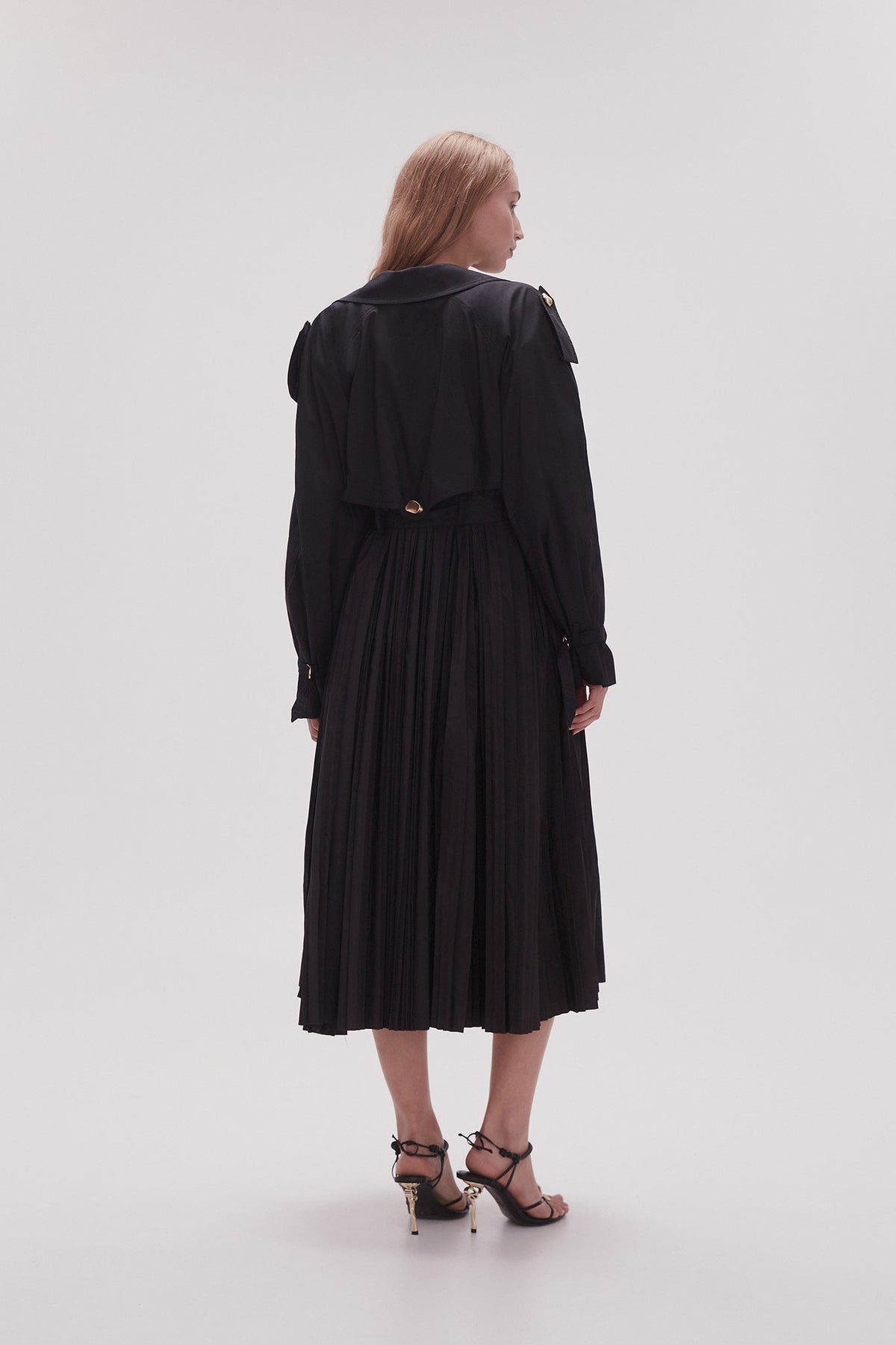 Women Prima Pleat Trench Coat | Aje