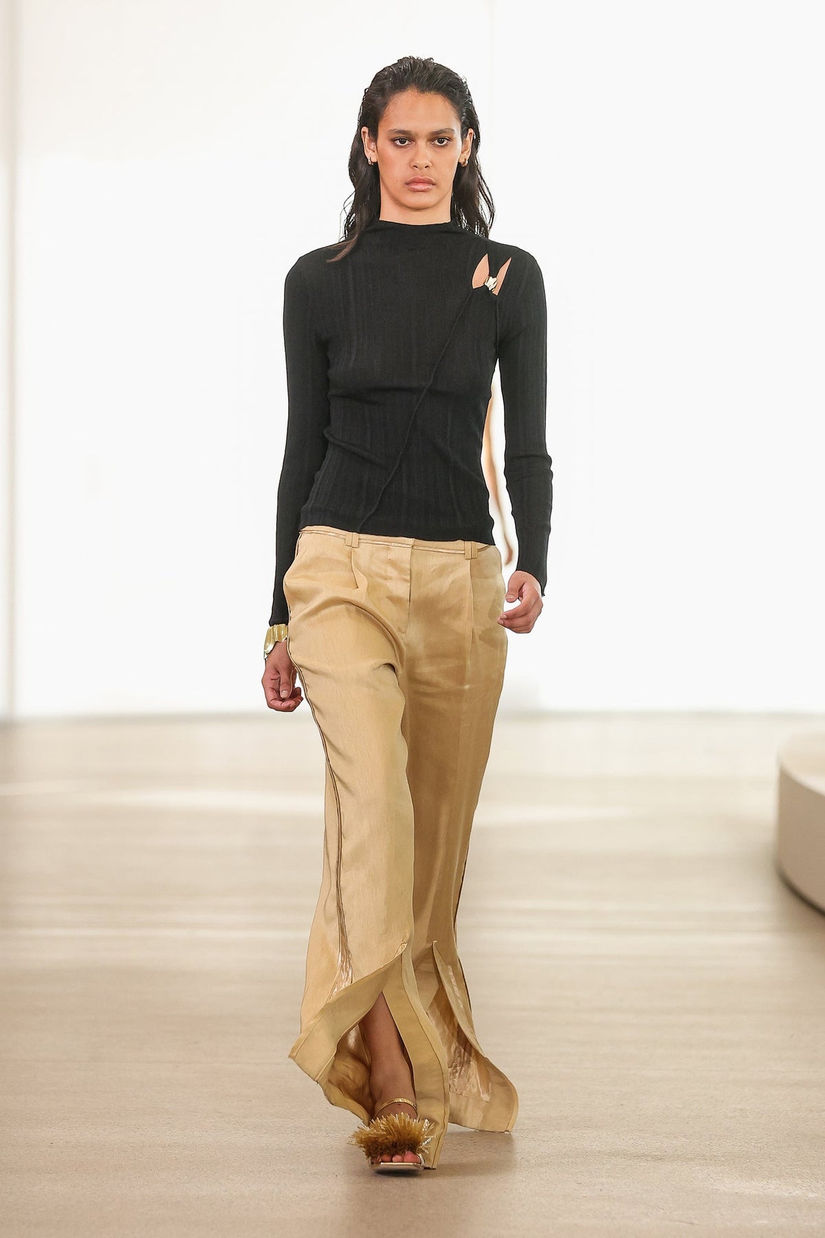 Women Wave Hardware Rib Knit | Aje