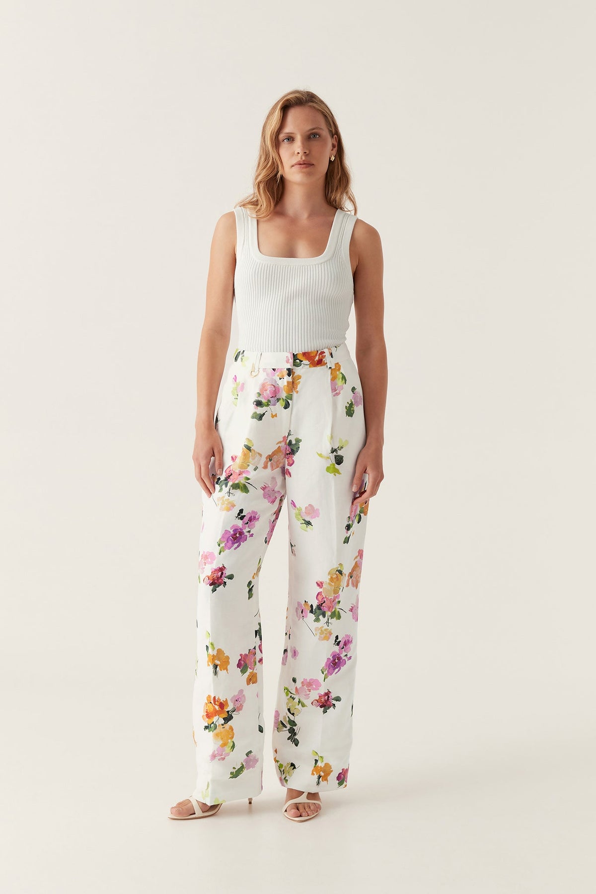 Women Portray Relaxed Pant | Aje