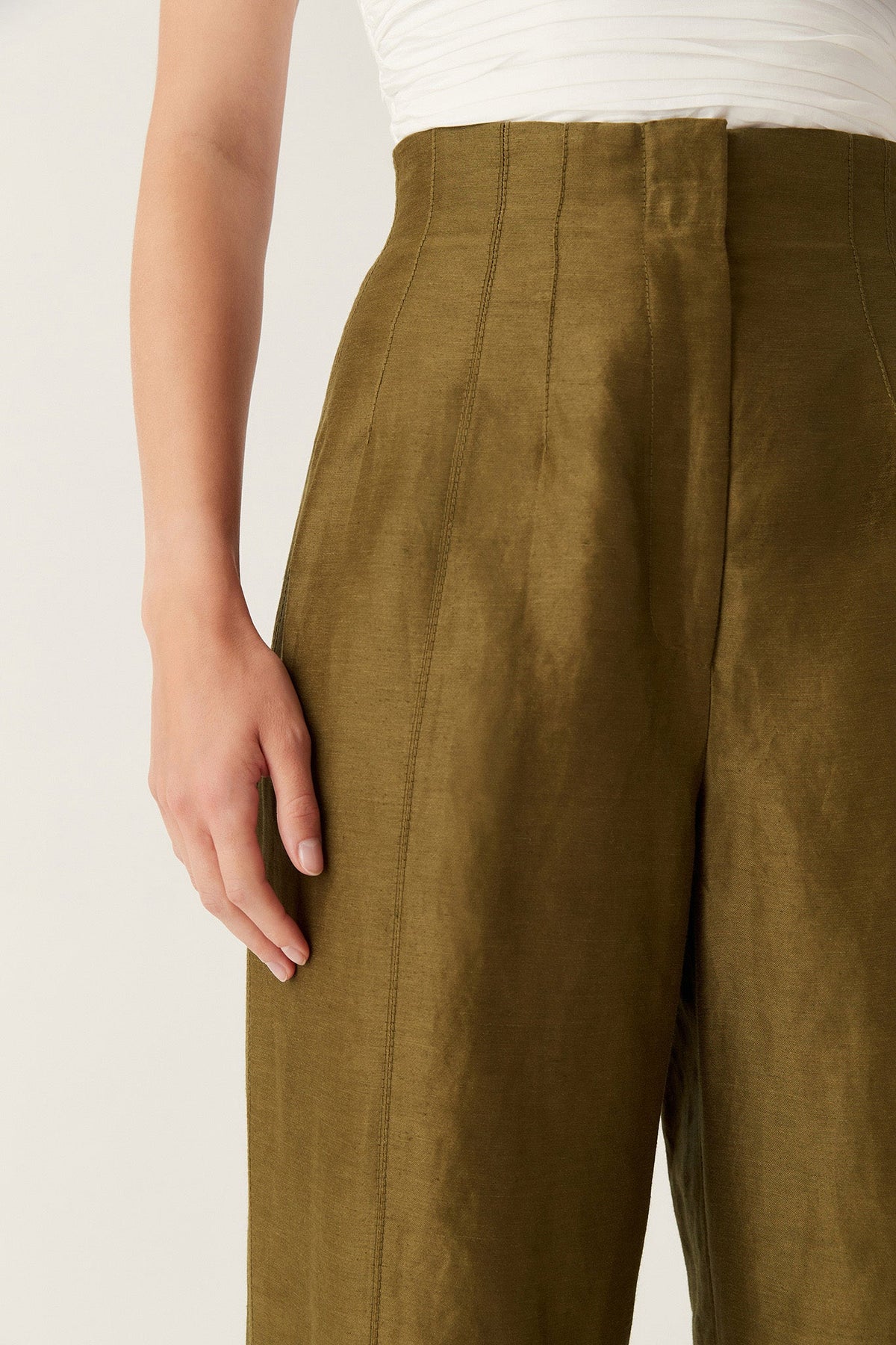 Women Theory Cinched Pant | Aje