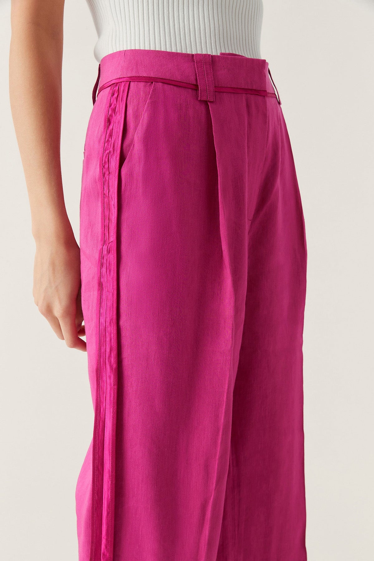 Women Insight Deconstructed Pant | Aje