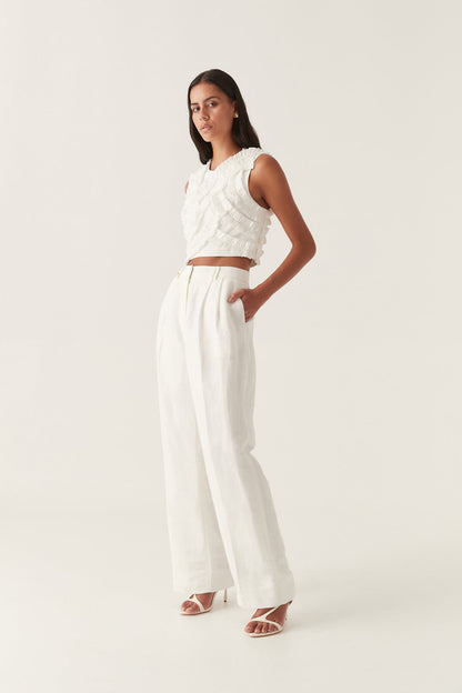 Women Portray Relaxed Pant | Aje