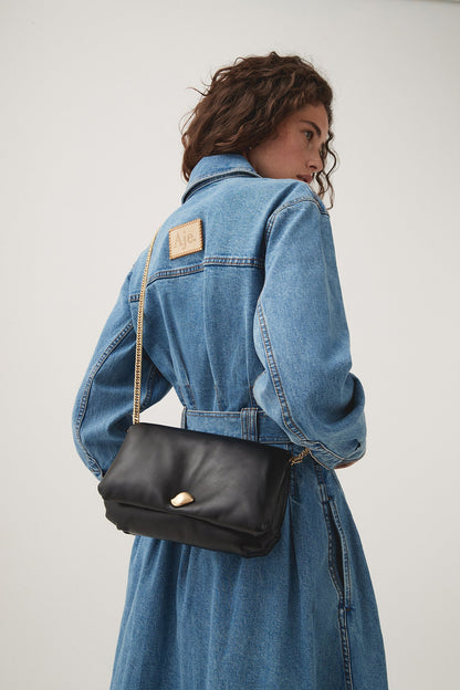 Women Perla Padded Chain Crossbody | Aje