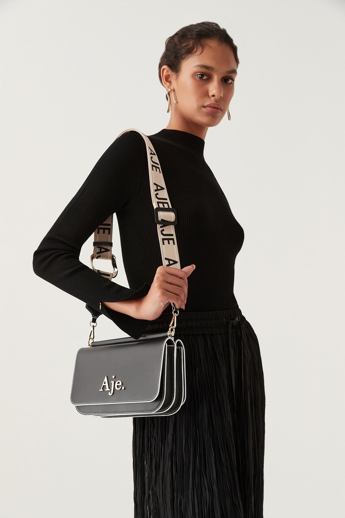 Women Large Nova Crossbody Bag | Aje