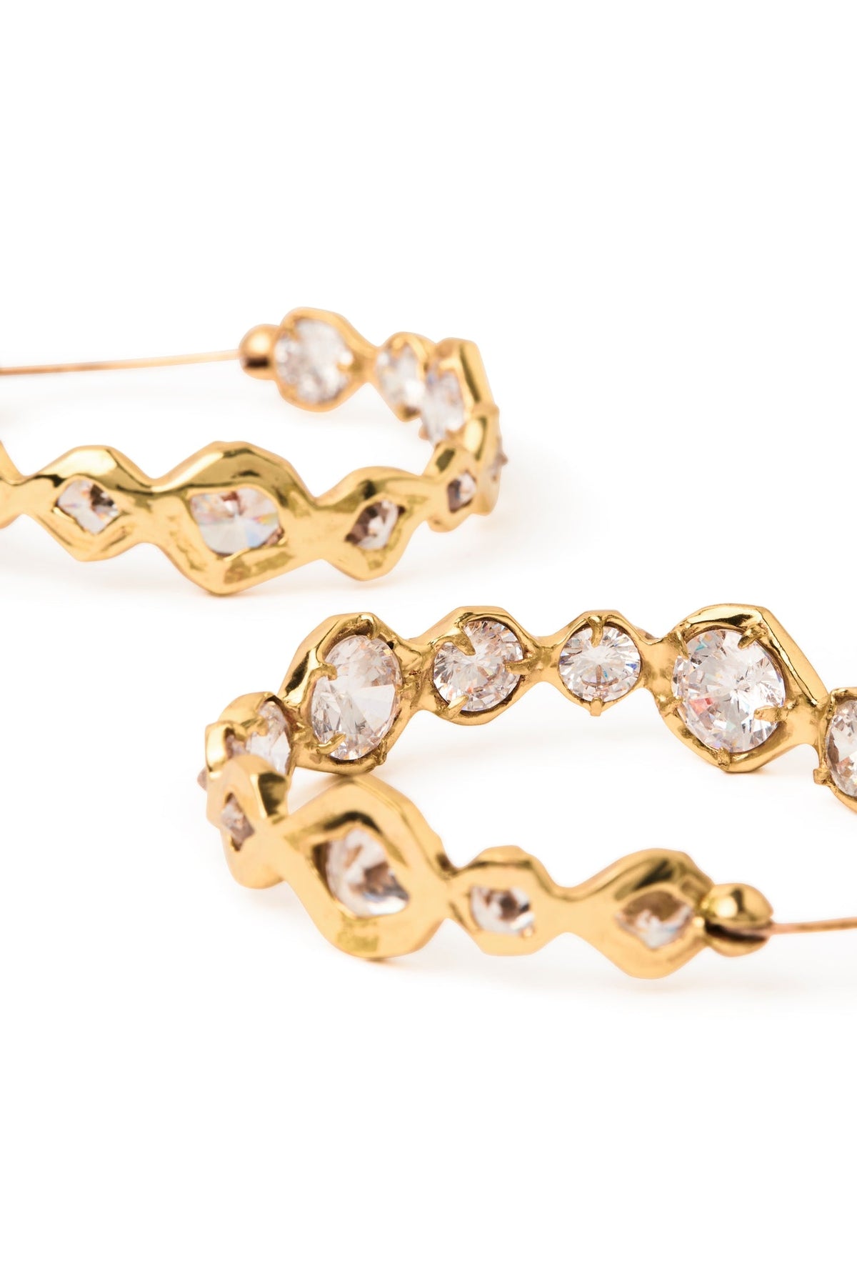 Women Ascent Sculptural Jewel Hoop | Aje