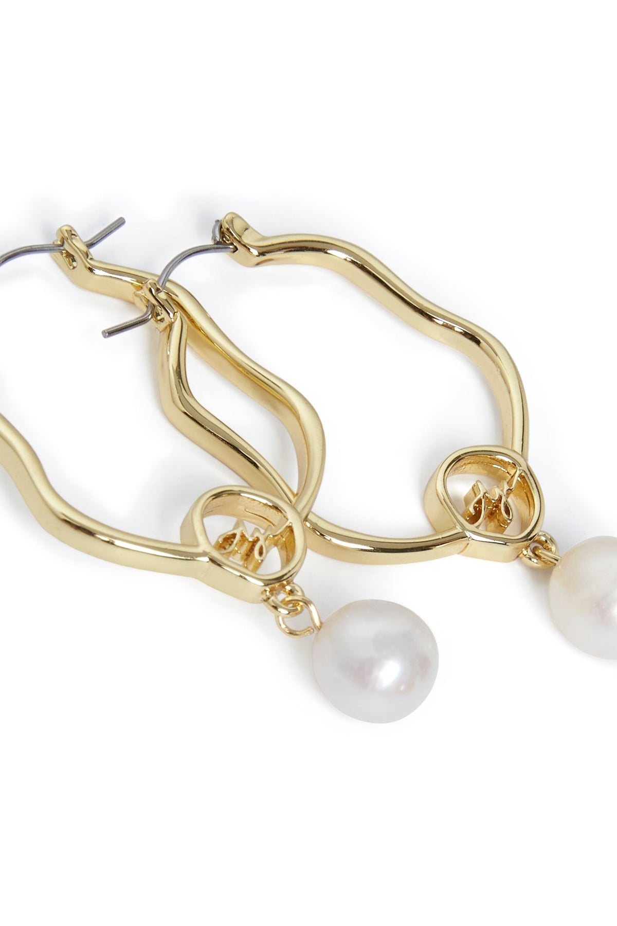 Women Fleur Pearl Drop Hoop Earring | Aje